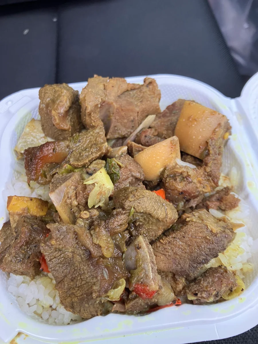 Lamb Curry, Dundun's kitchen (Real Jamaican taste)