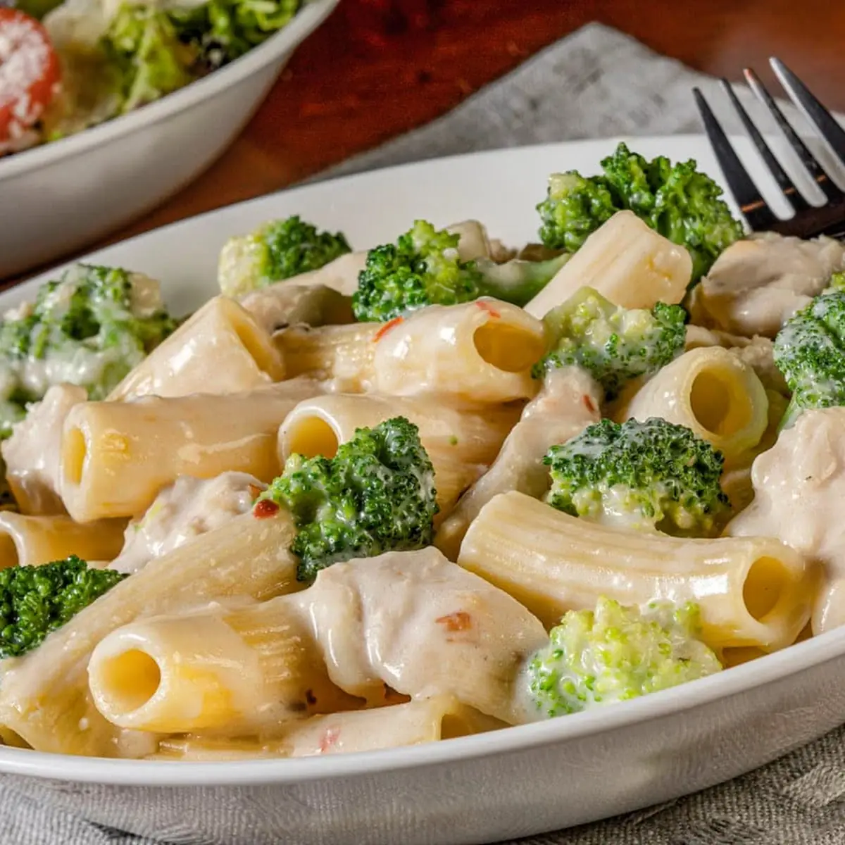 Rigatoni Broccoli & Chicken
