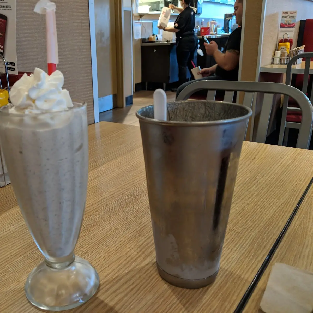 Oreo Vanilla Milkshake
