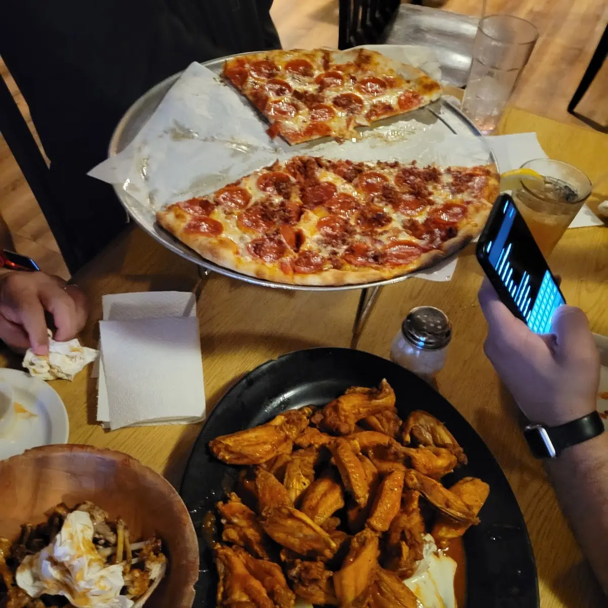 Wings & Pizza
