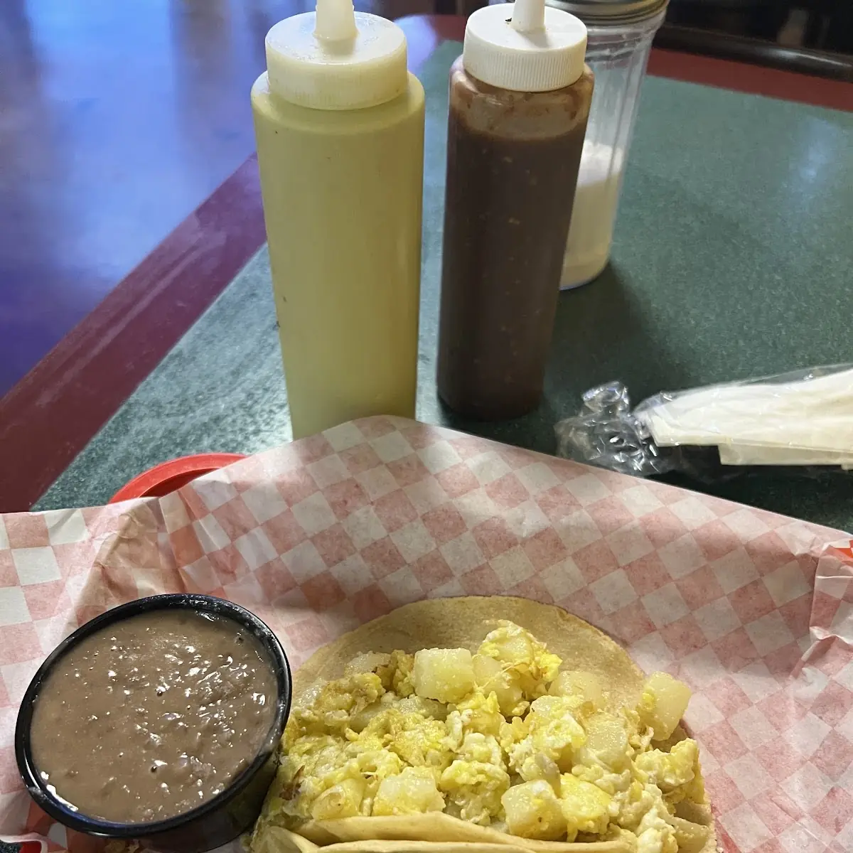 Frijoles y Huevo / Beans and Egg
