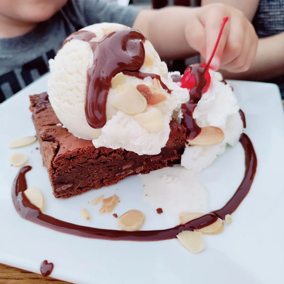 Brownie Sundae