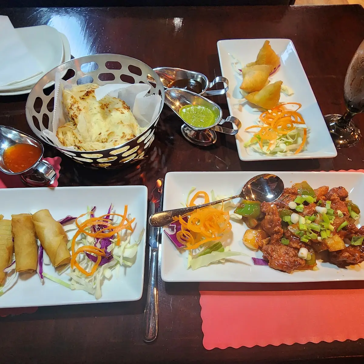 Naan Chilli Chicken Samosa Spring Roll