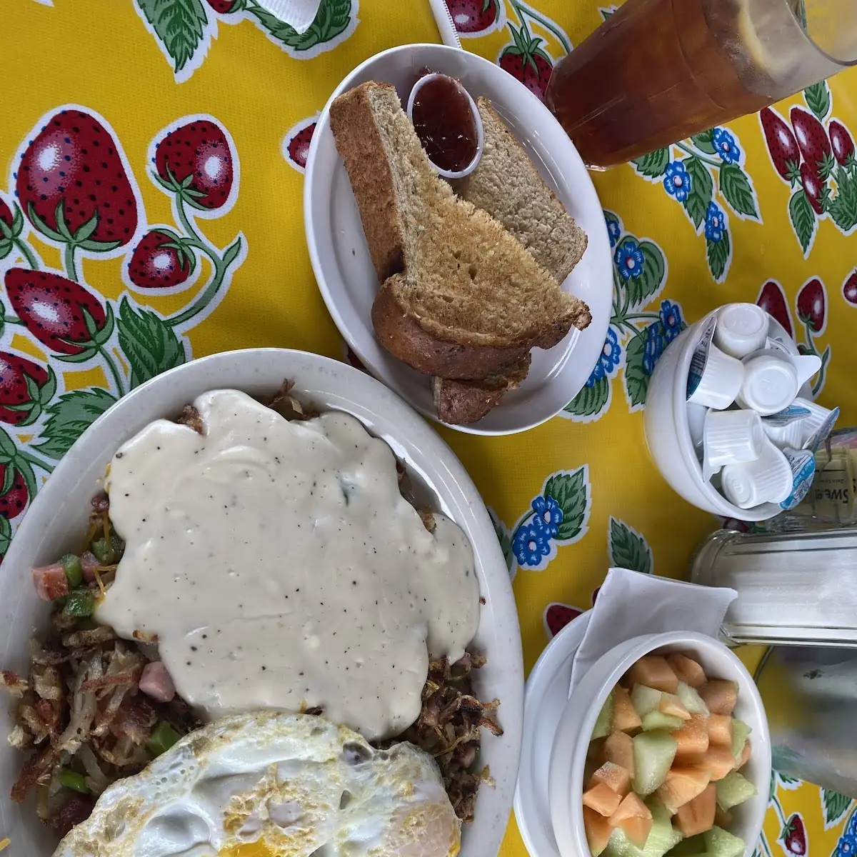 Half Order Biscuits & Gravy