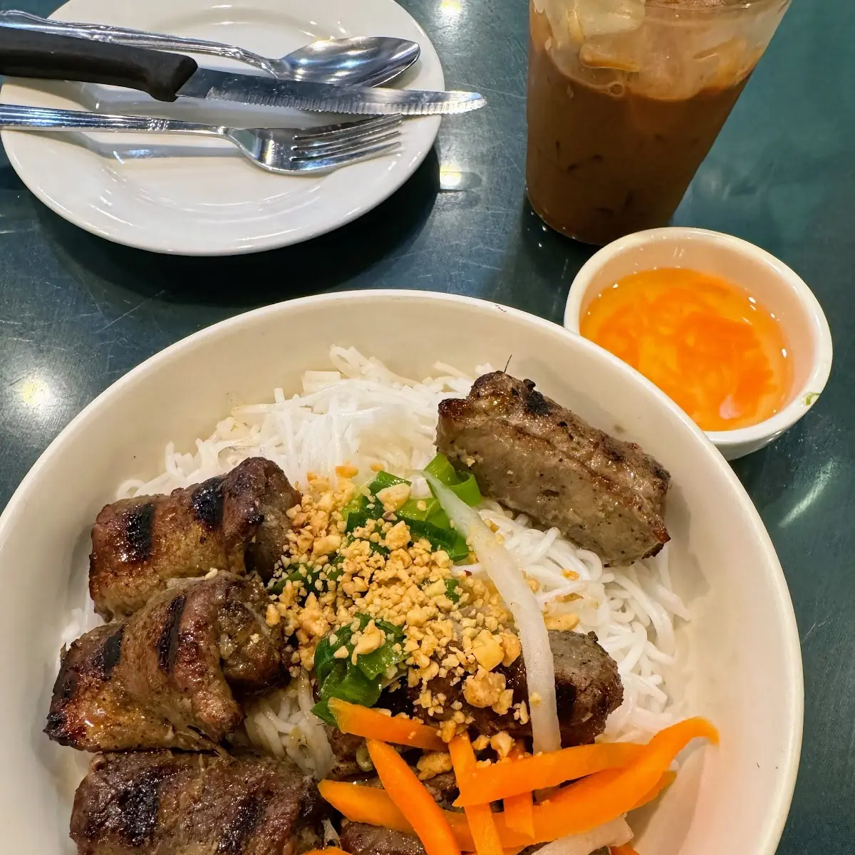 Pho Suon Nuong - Grill Pork Chop Pho