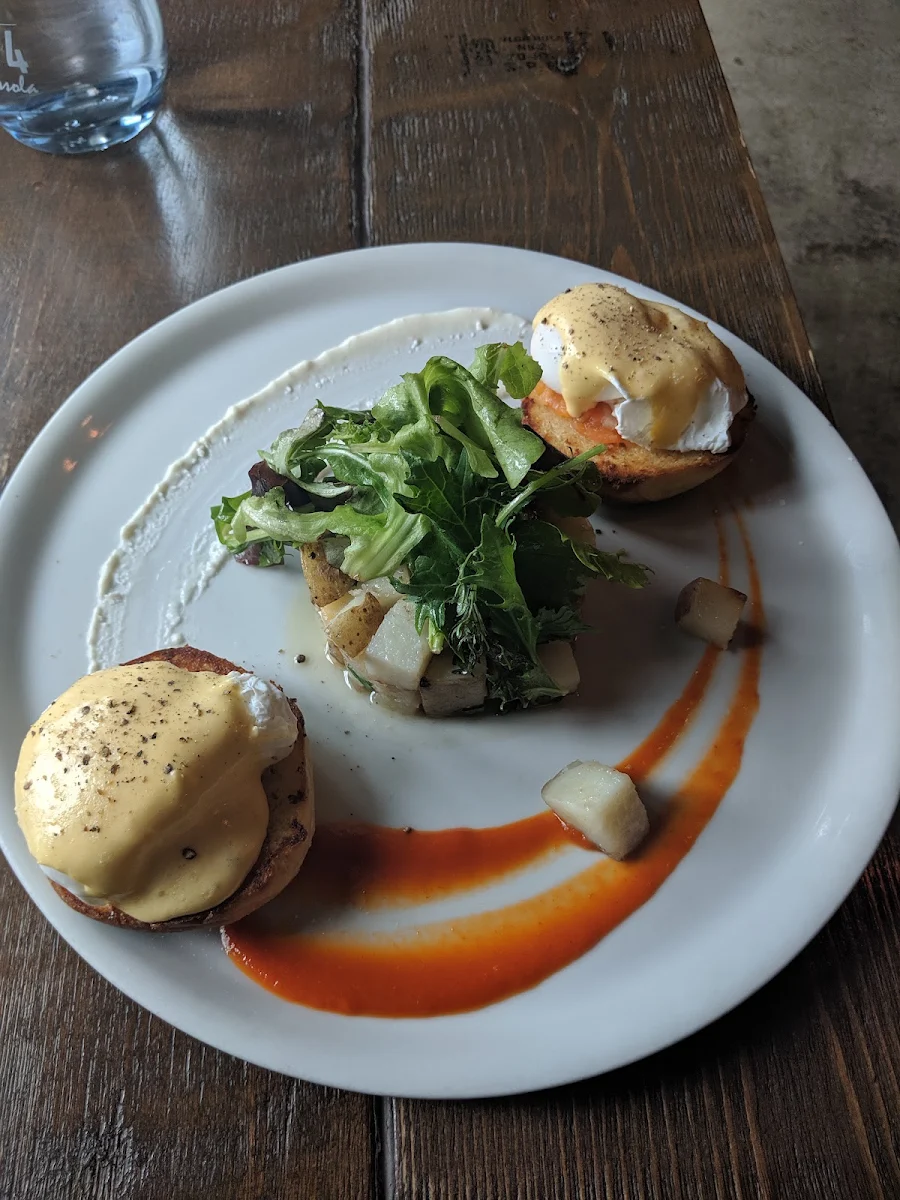 Eggs Benedict
