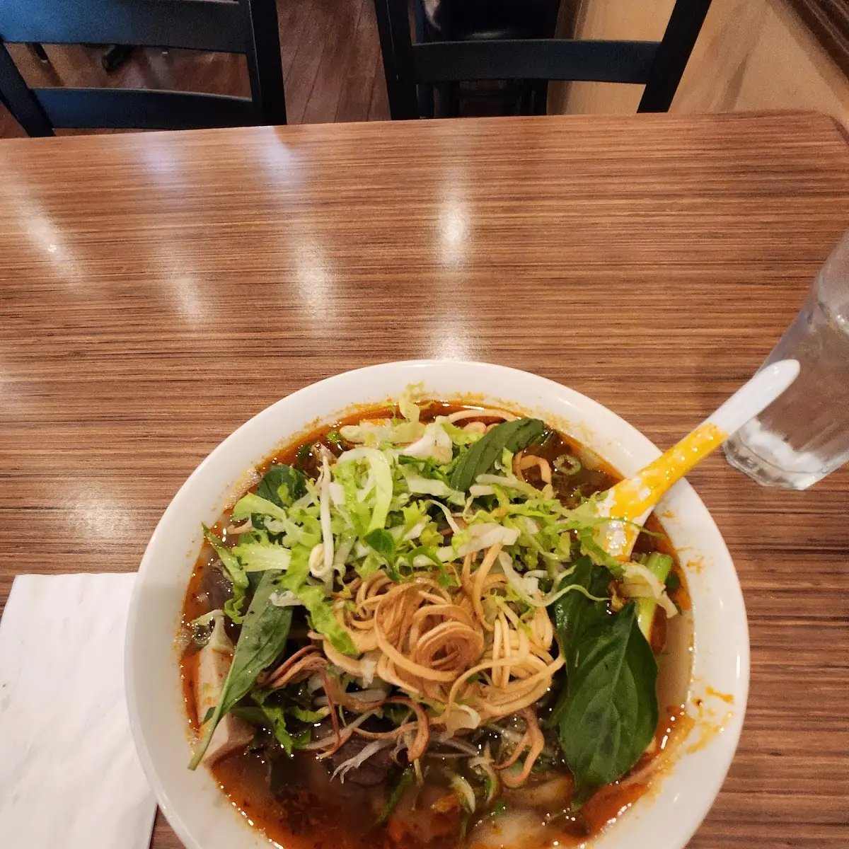 SP5 - Spicy Beef Noodle Soup Bun Bo Hue