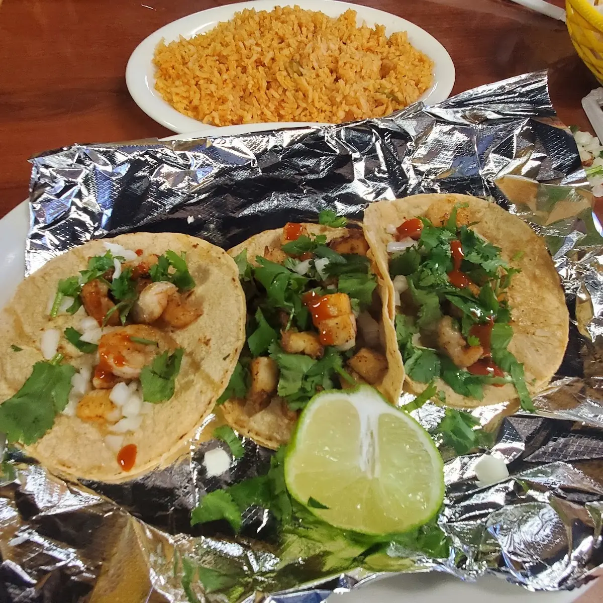 Grilled Shrimp and Fish Tacos