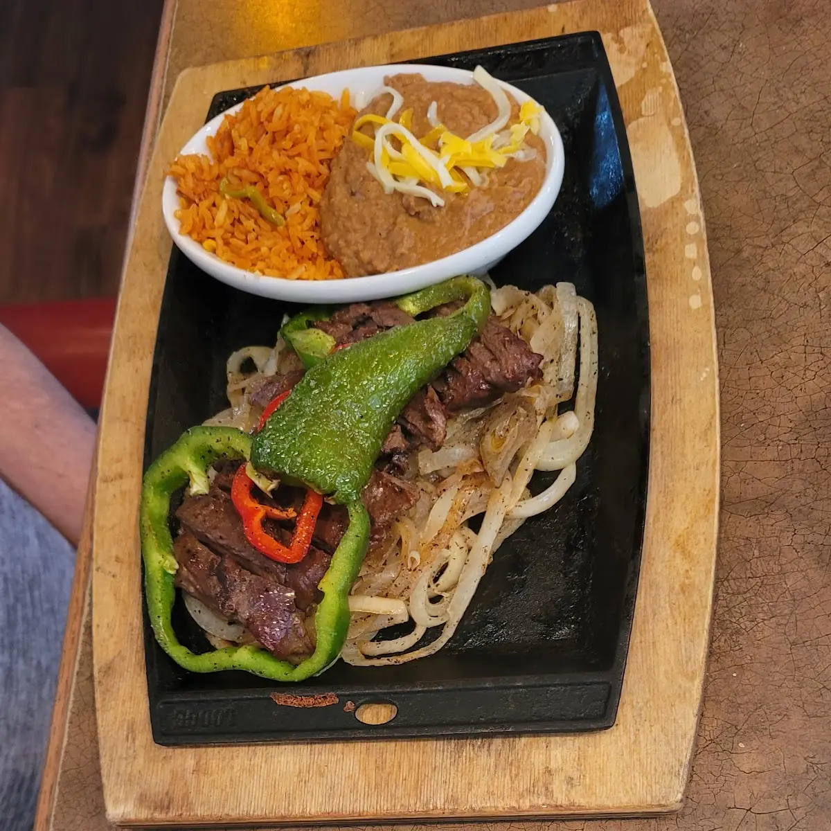 Grilled Skirt Steak Fajitas