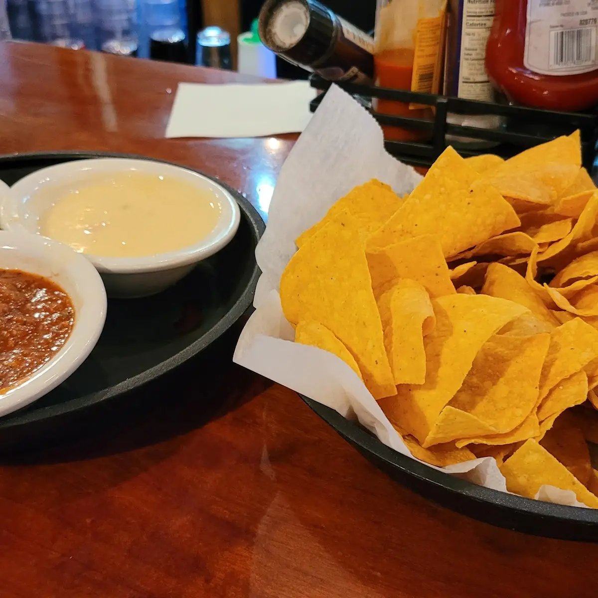 Chips & Queso Dip