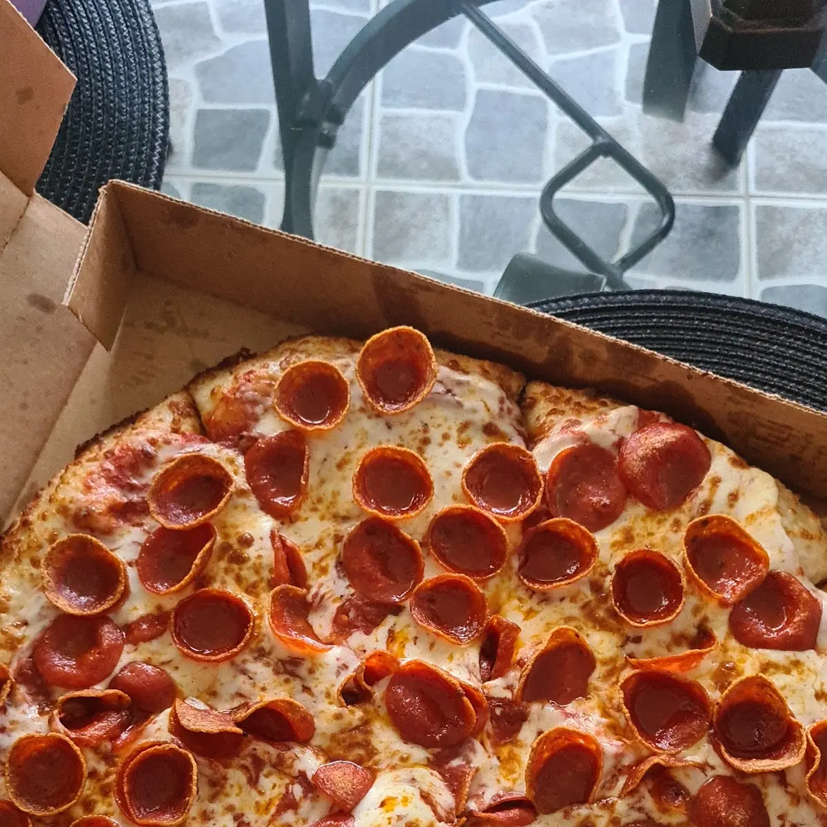 Old Fashioned Pizza