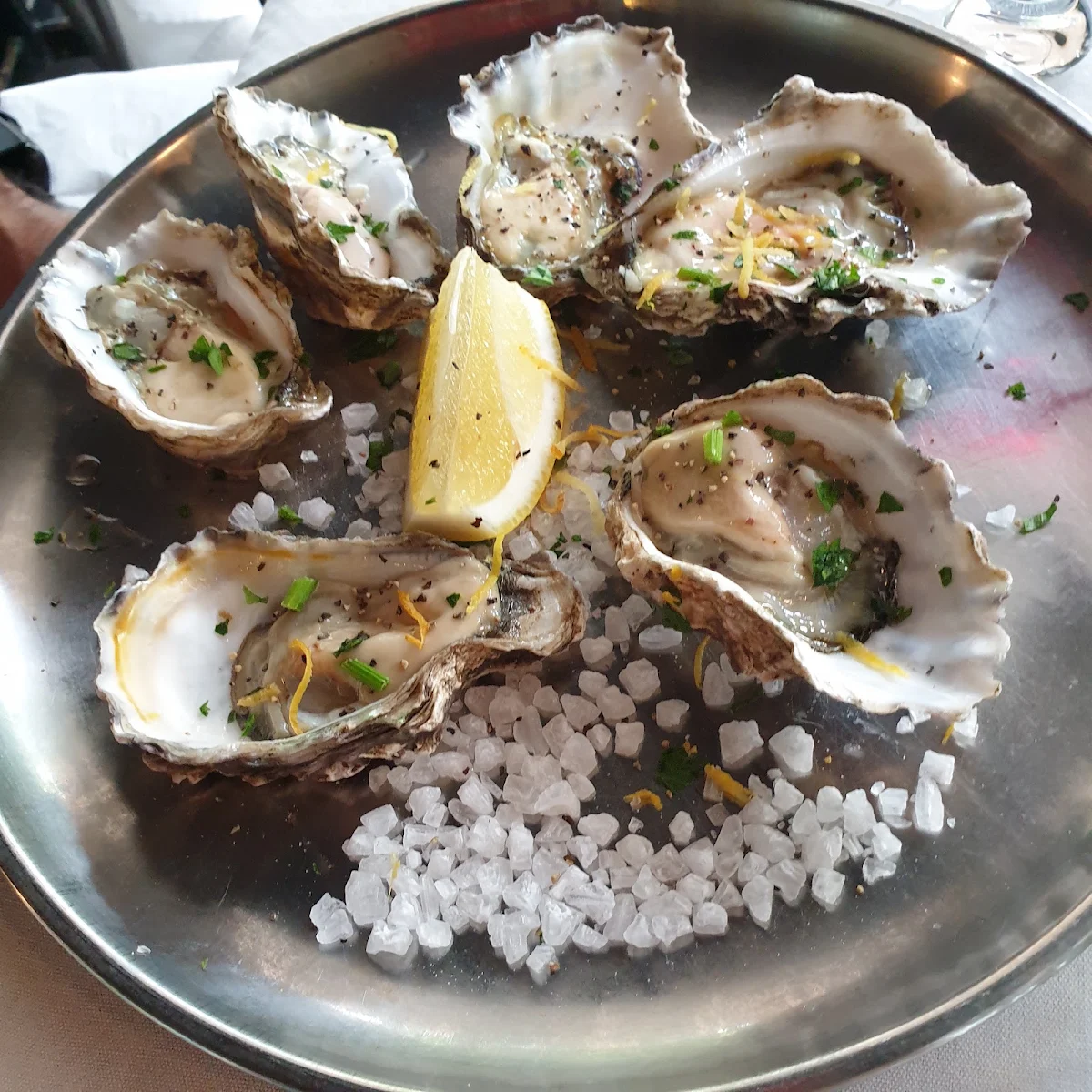 Highlights, D’Browes Restaurant