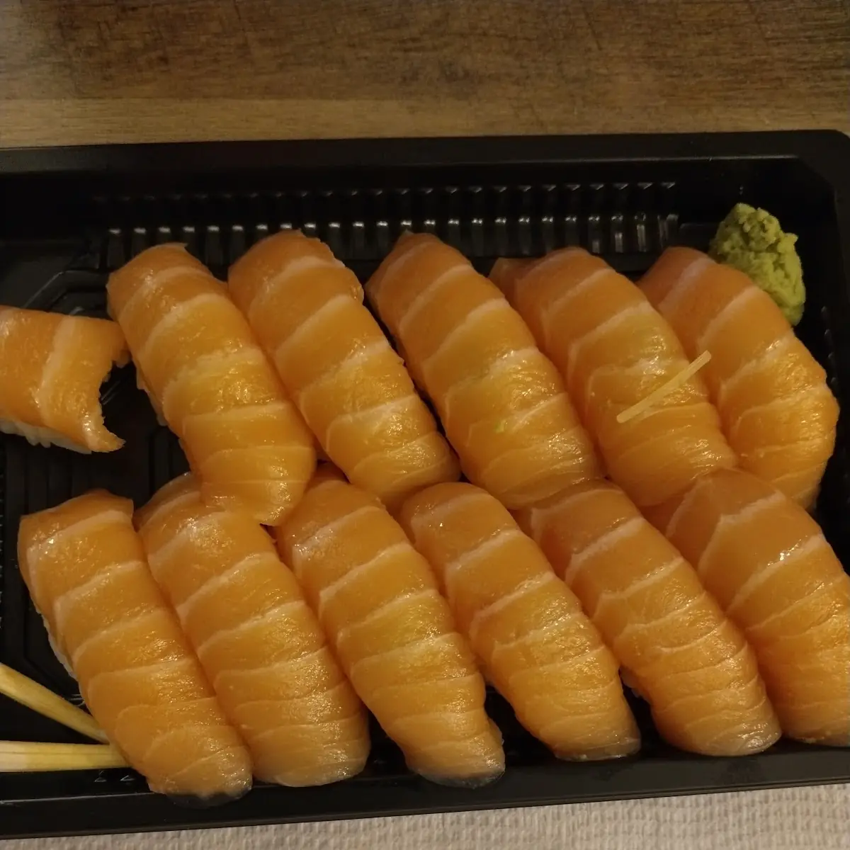 Salmon Nigiri