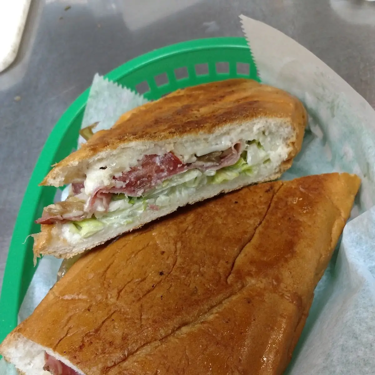 Lechón Sandwich