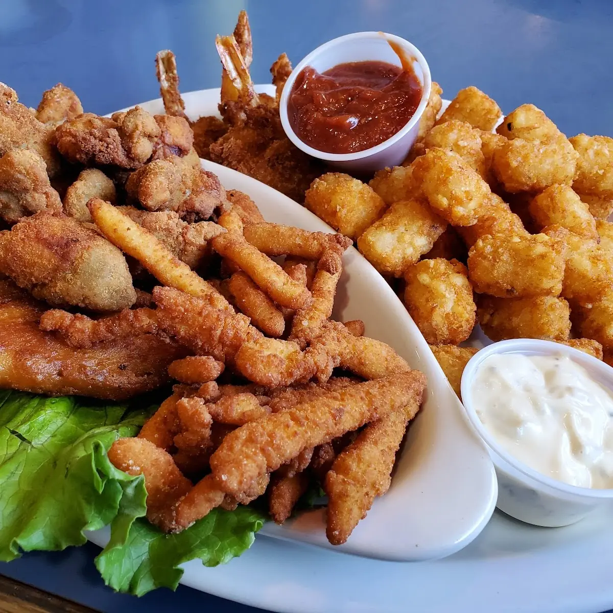 Seafood Basket with Tots