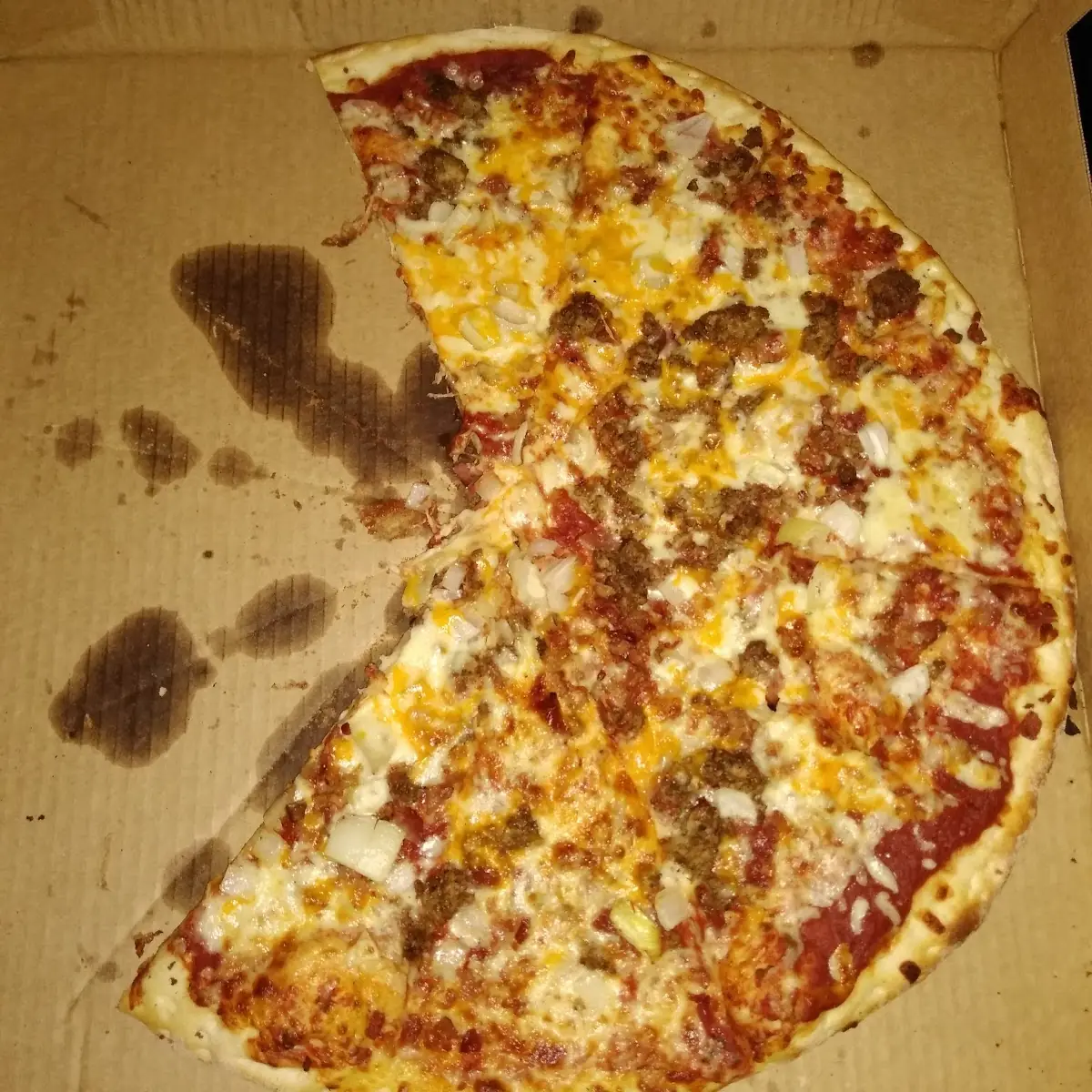 Toppers Bacon Triple Cheeseburger Pizza