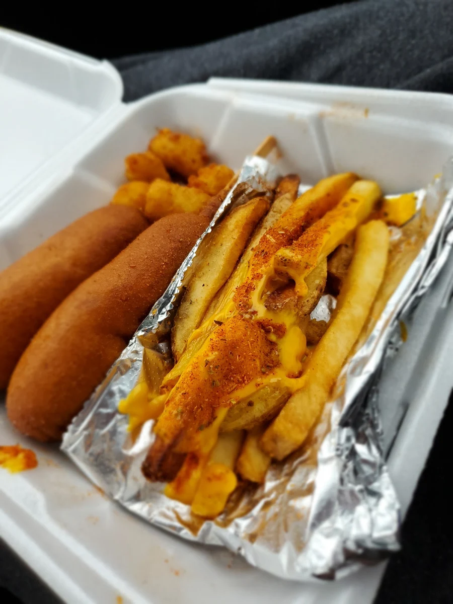 Cajun Cheese Fries