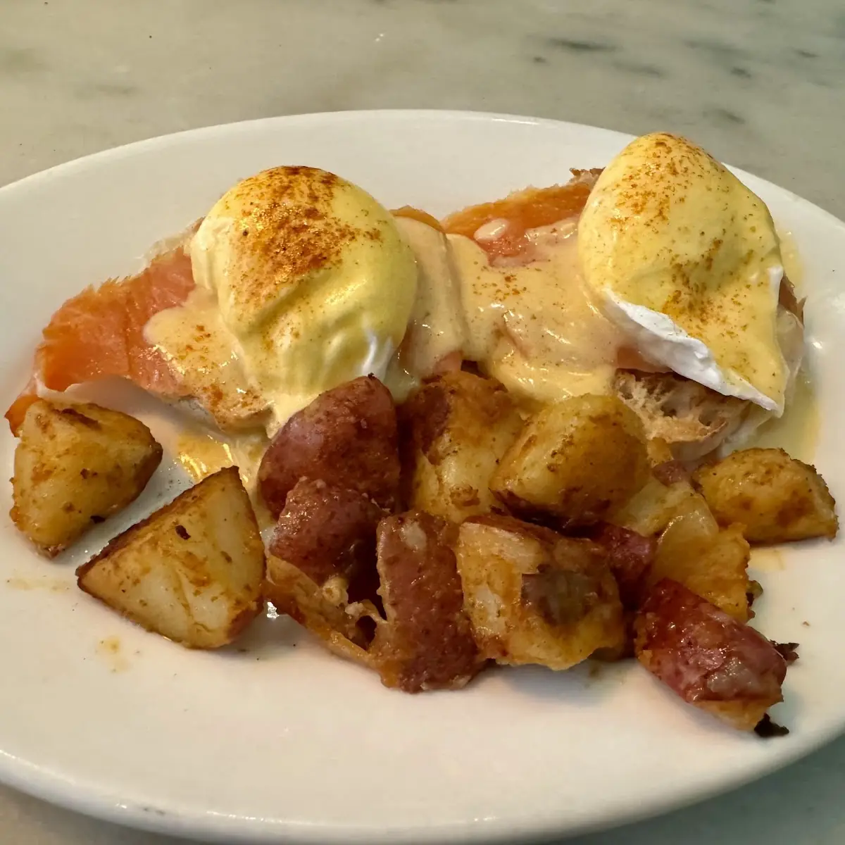 Smoked Salmon Eggs Benedict