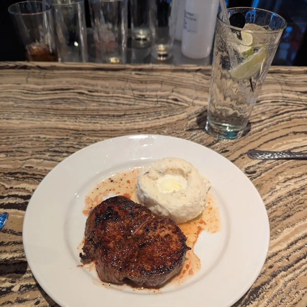 Beef Fillet with Mashed Potatoes