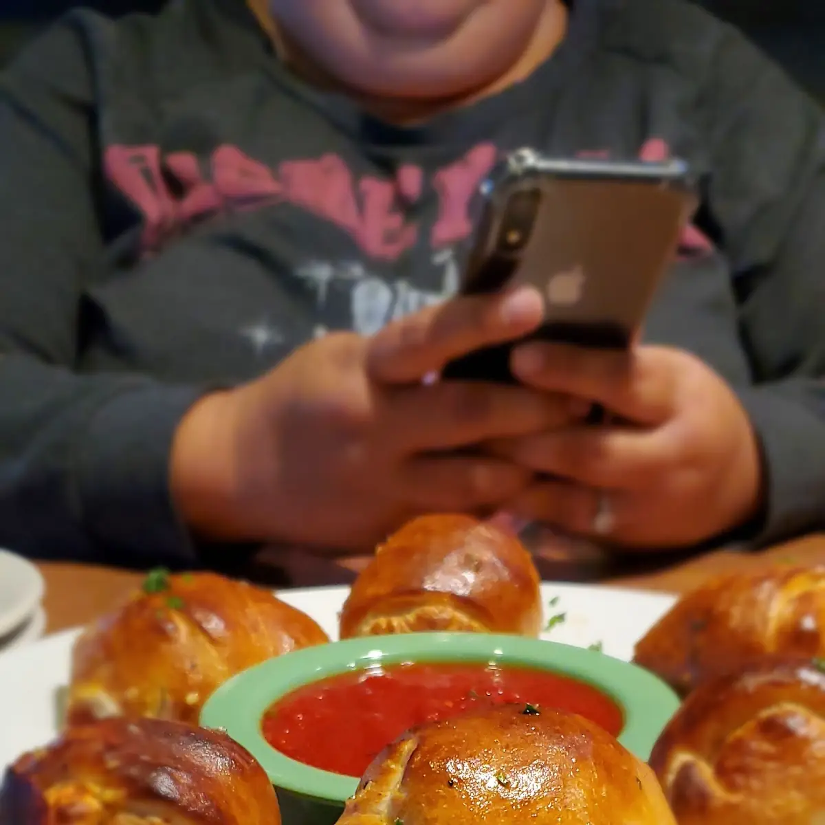 Pepperoni Pizza Bombs