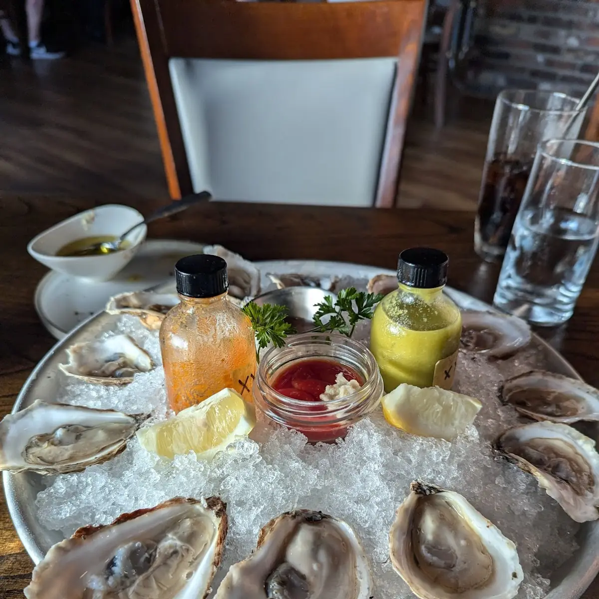 Fresh Raw Oysters with Mignonette