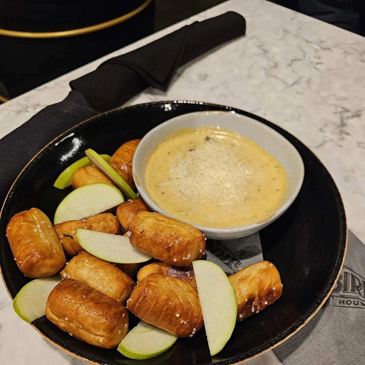 Pretzel Bites