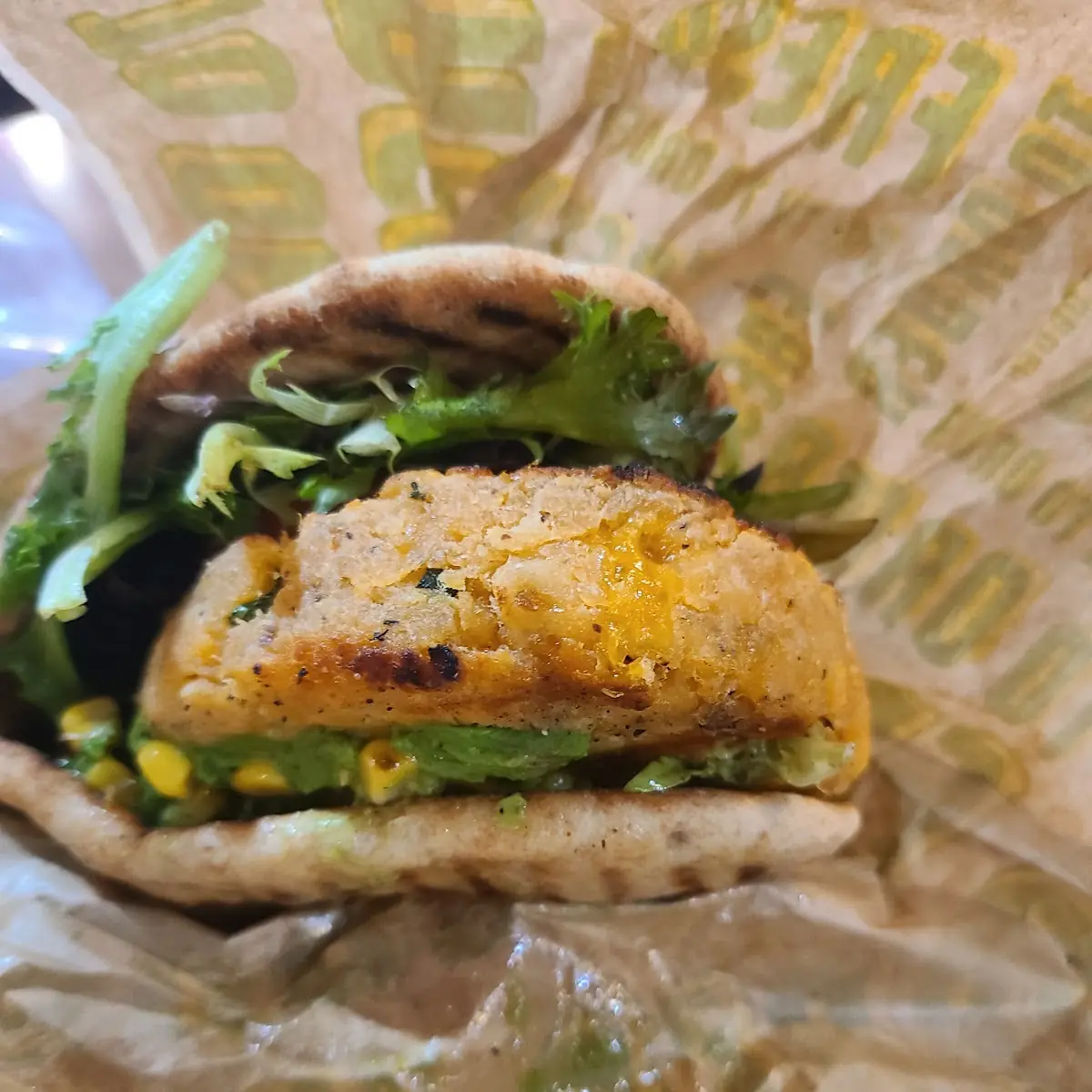 Salmon Burger w Whole Wheat Flat Bread