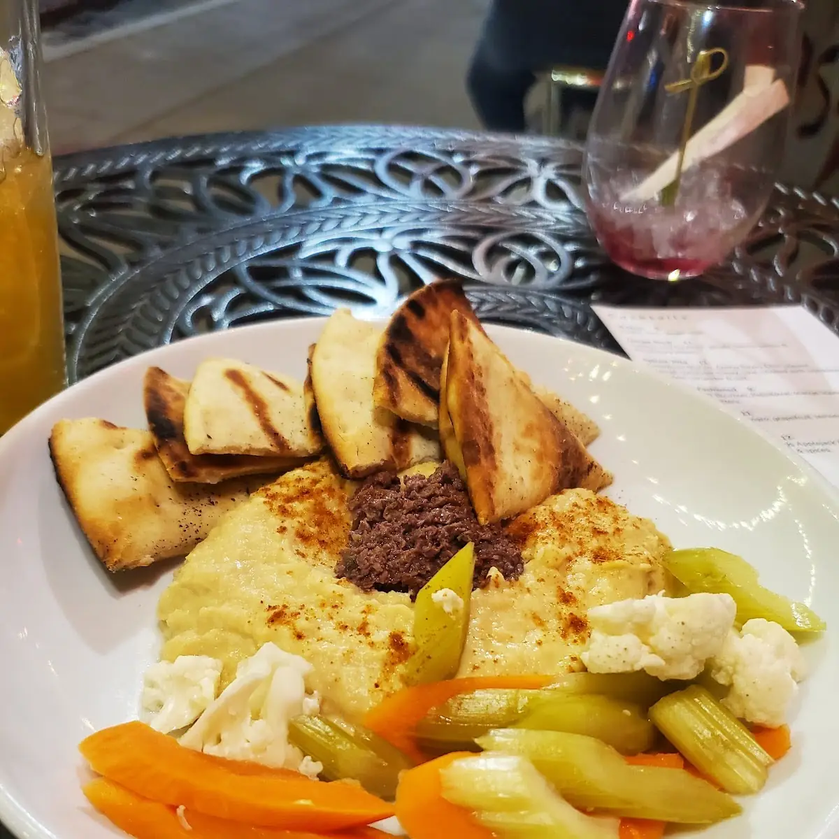 Hummus Plate