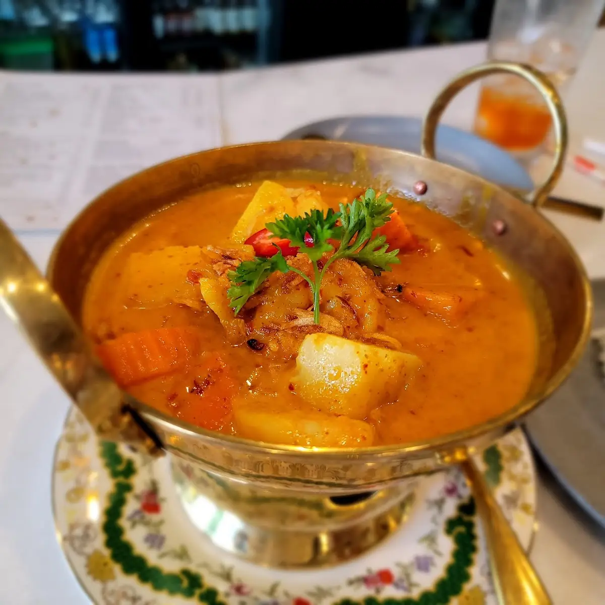 Chicken Roti Massamun Curry