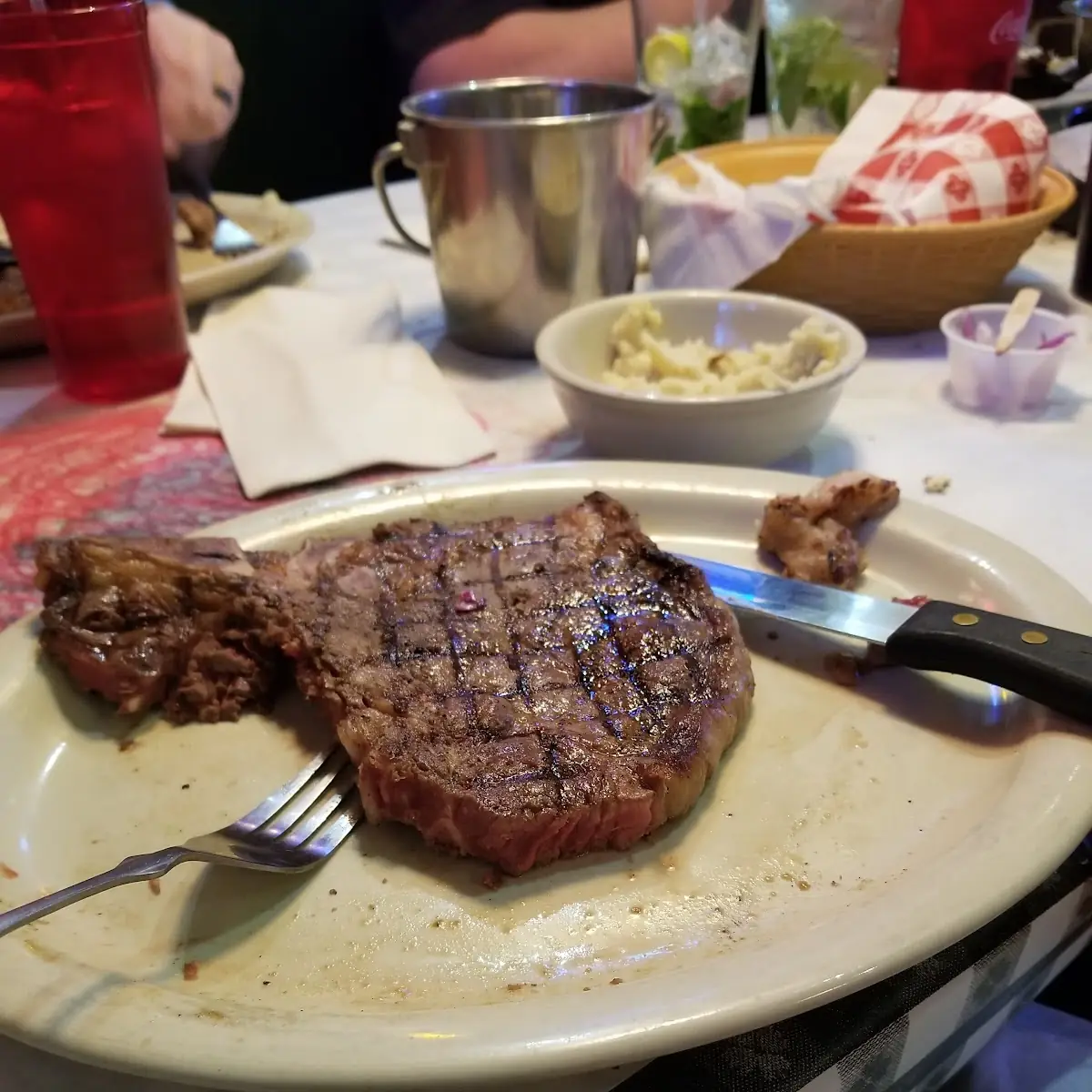 T-Bone Steak 1 Full Pound