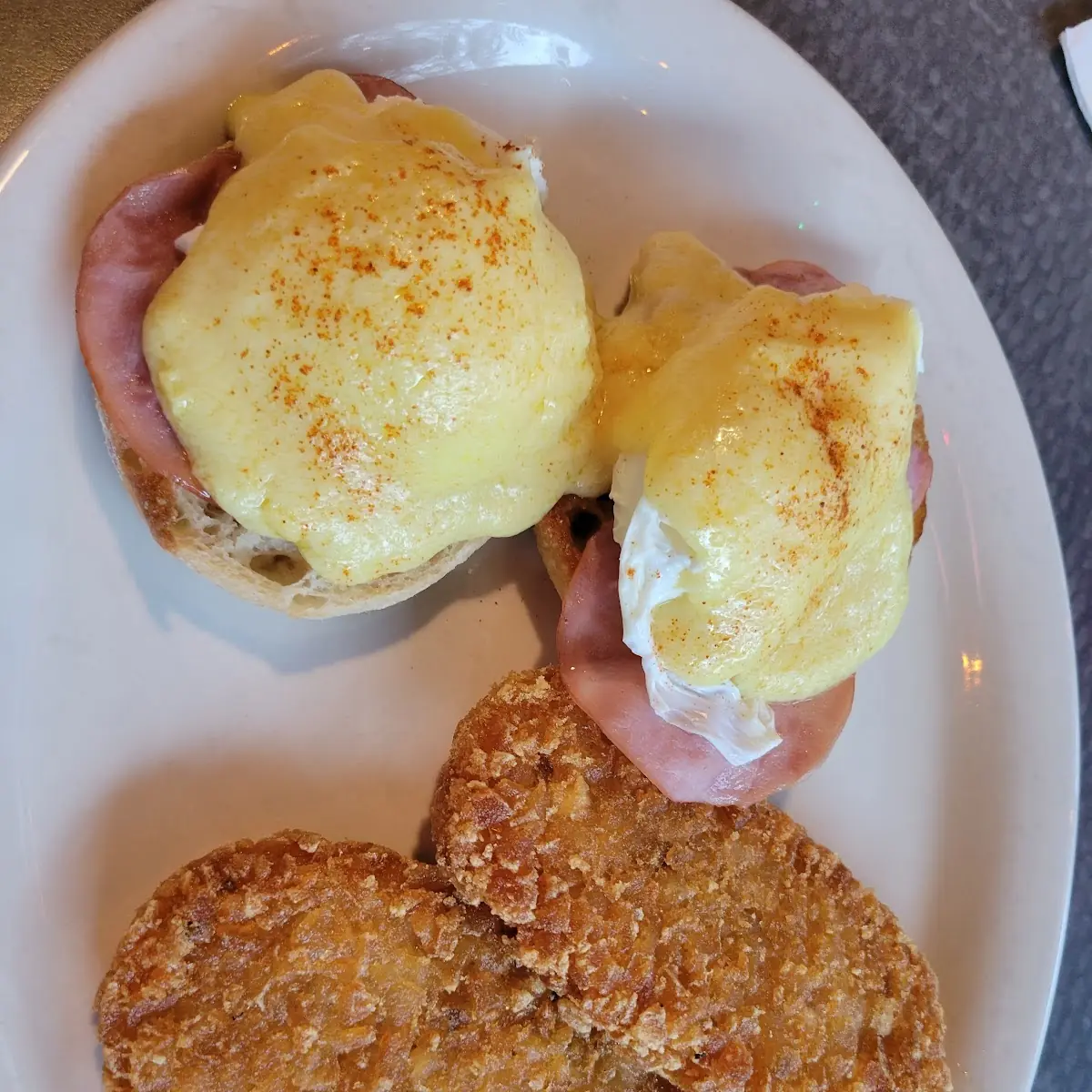 Eggs Benedict