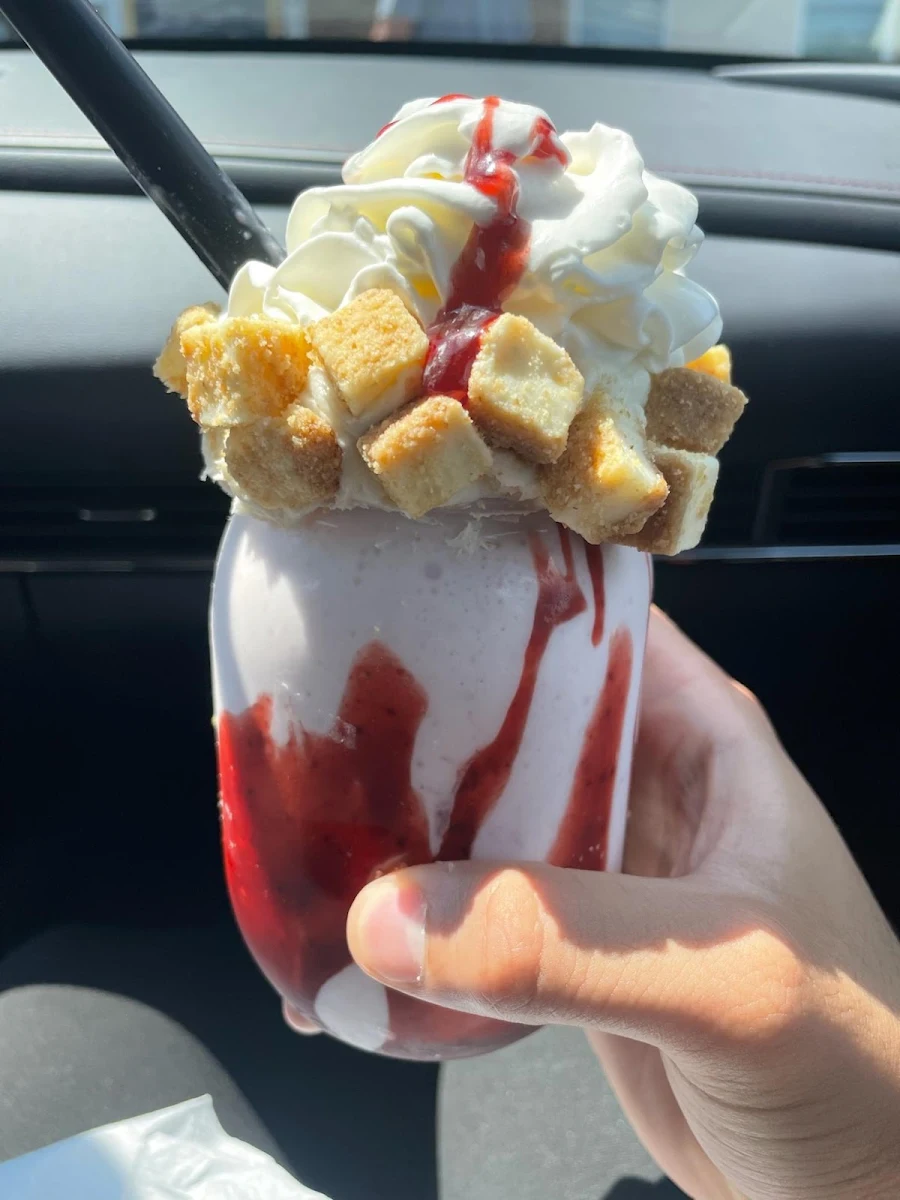 Strawberry Cheesecake Milk Shake