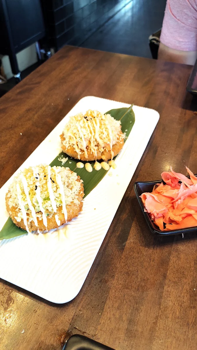 Sushi Combo 9 (100 Mcx/100 Pcs)
