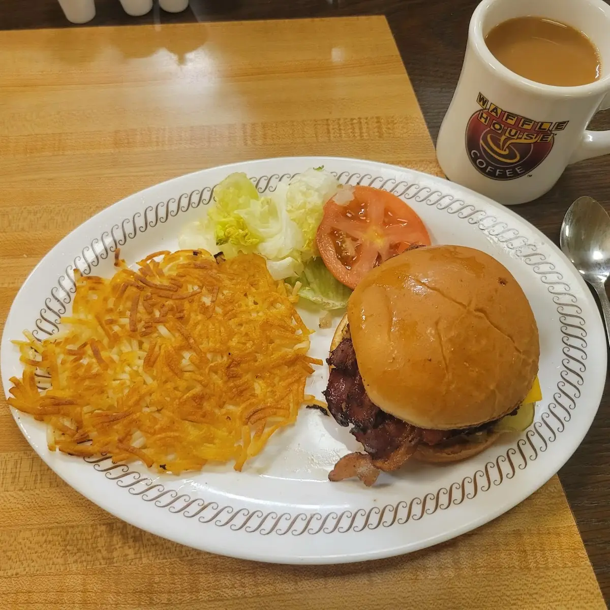 Bacon Angus Cheeseburger Deluxe Plate