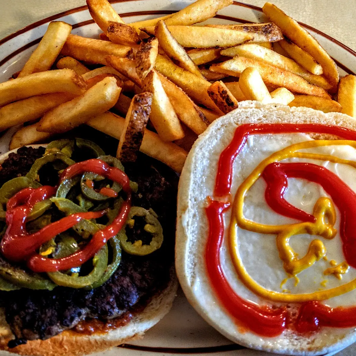 6oz Burger with Fries