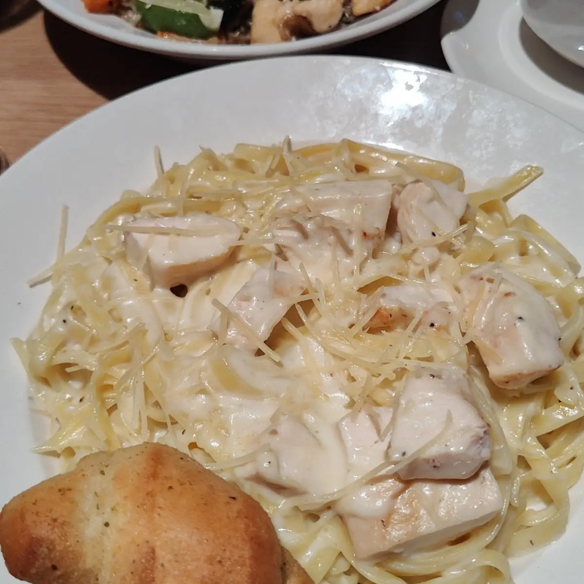 Fettuccine Alfredo with Chicken