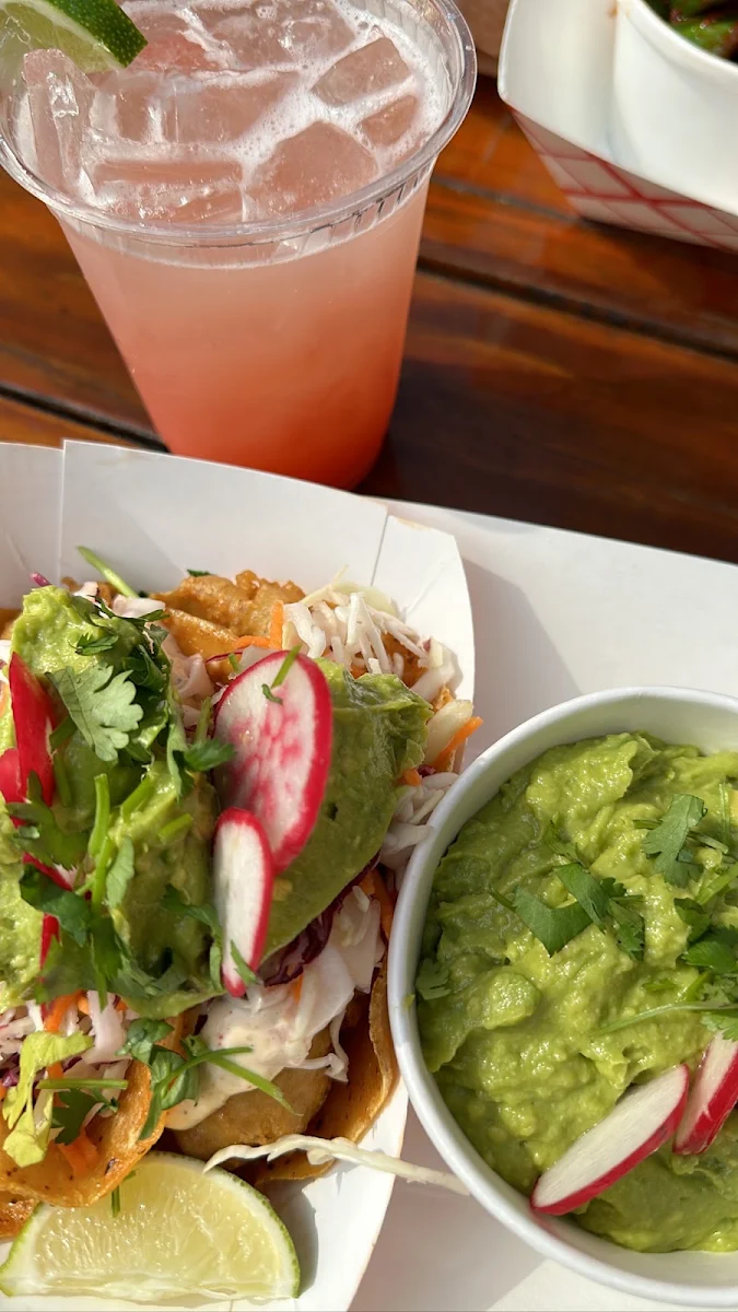 Fish Tacos Guacamole
