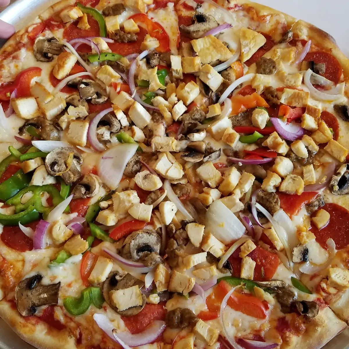 Chicken Supreme Pizza