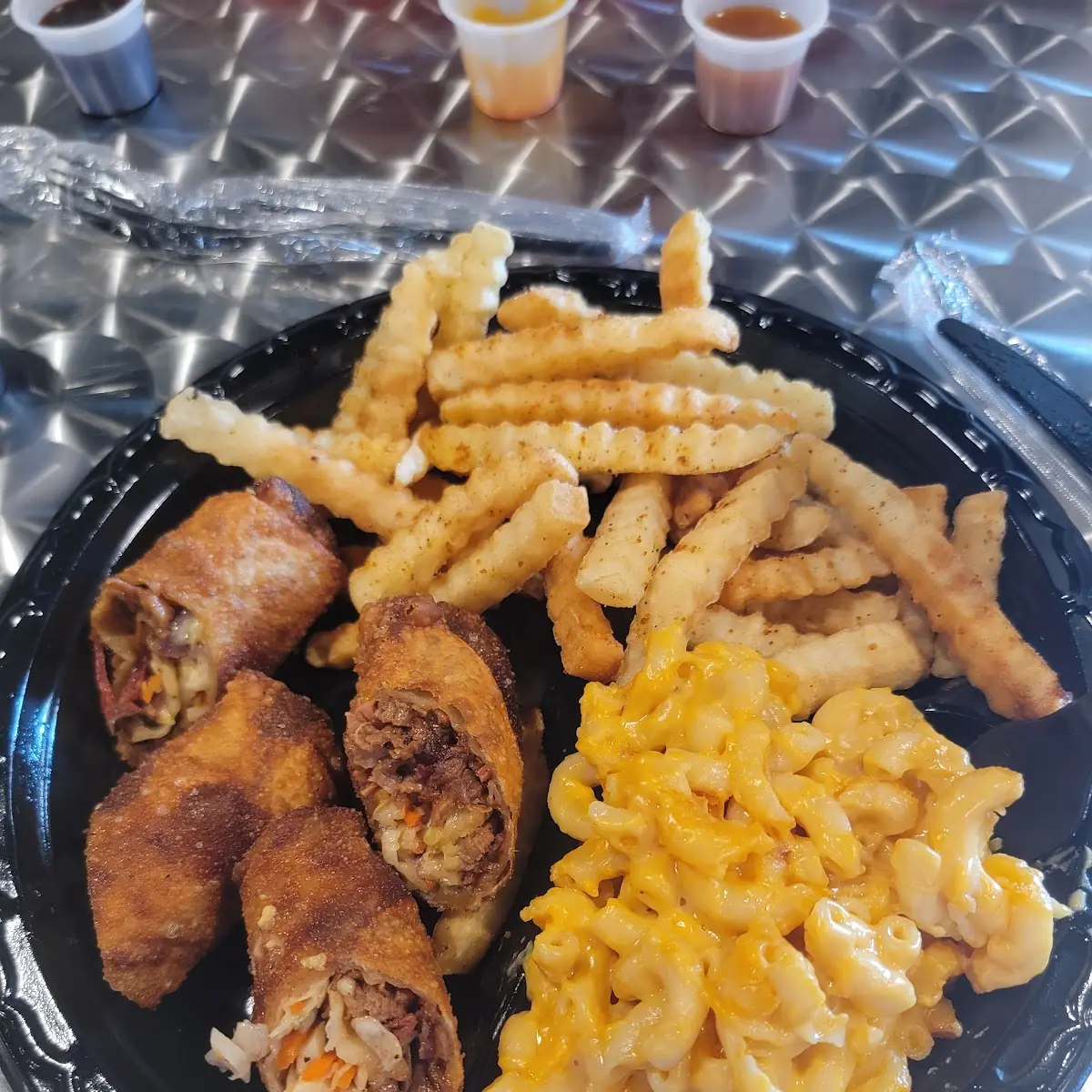 Brisket Mac Egg Roll