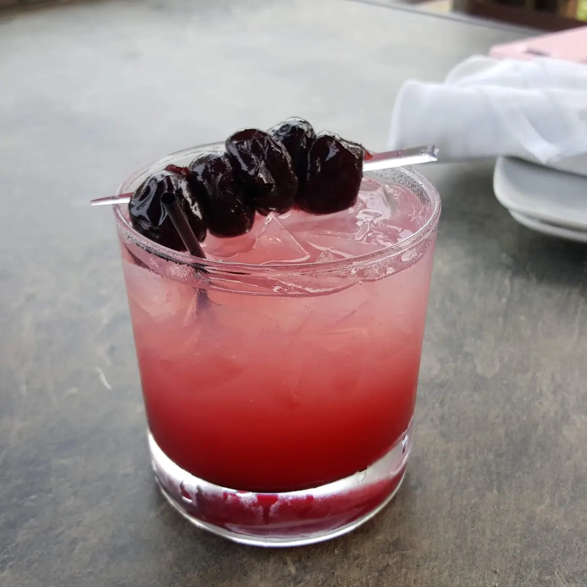 Black Cherry Collins
