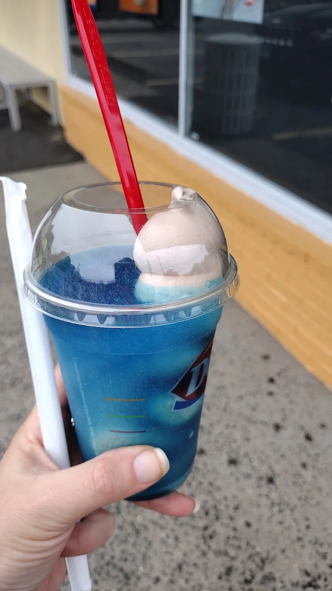 Blue Raspberry Misty Float with Chocolate Ice Cream