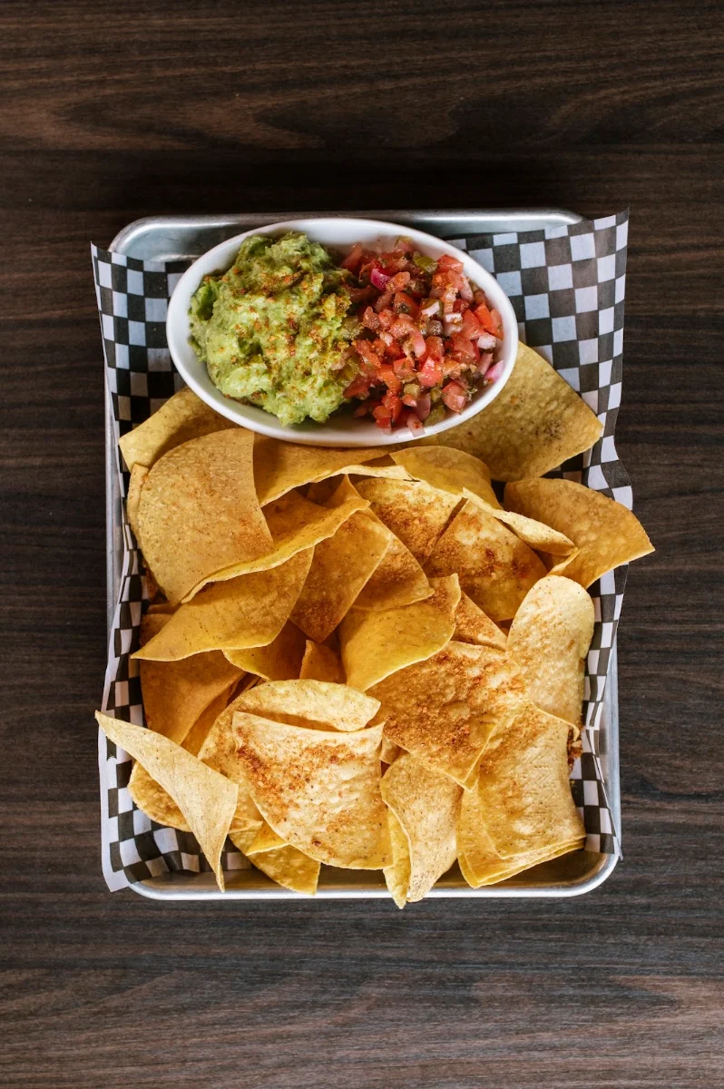 Chips & Guac, Vic Social