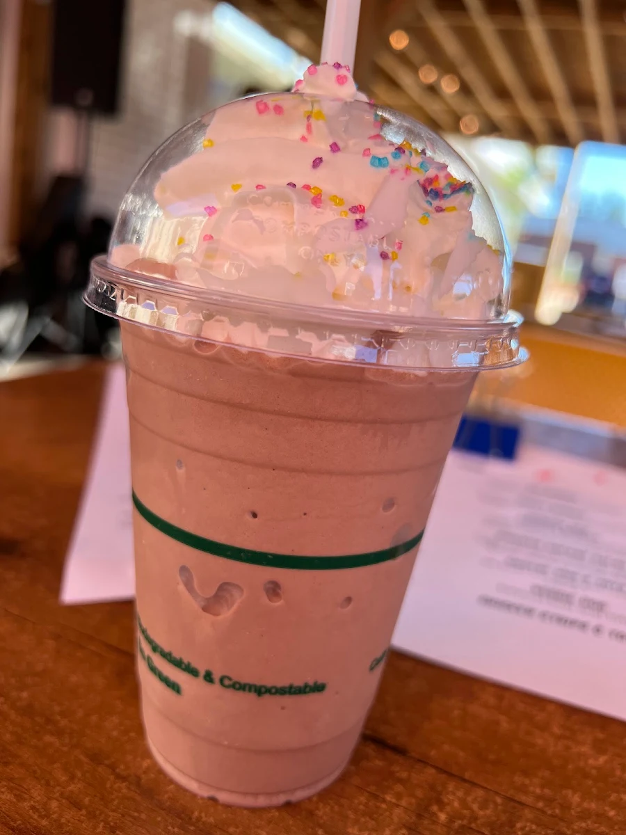 Chocolate Milkshake, Vic Social