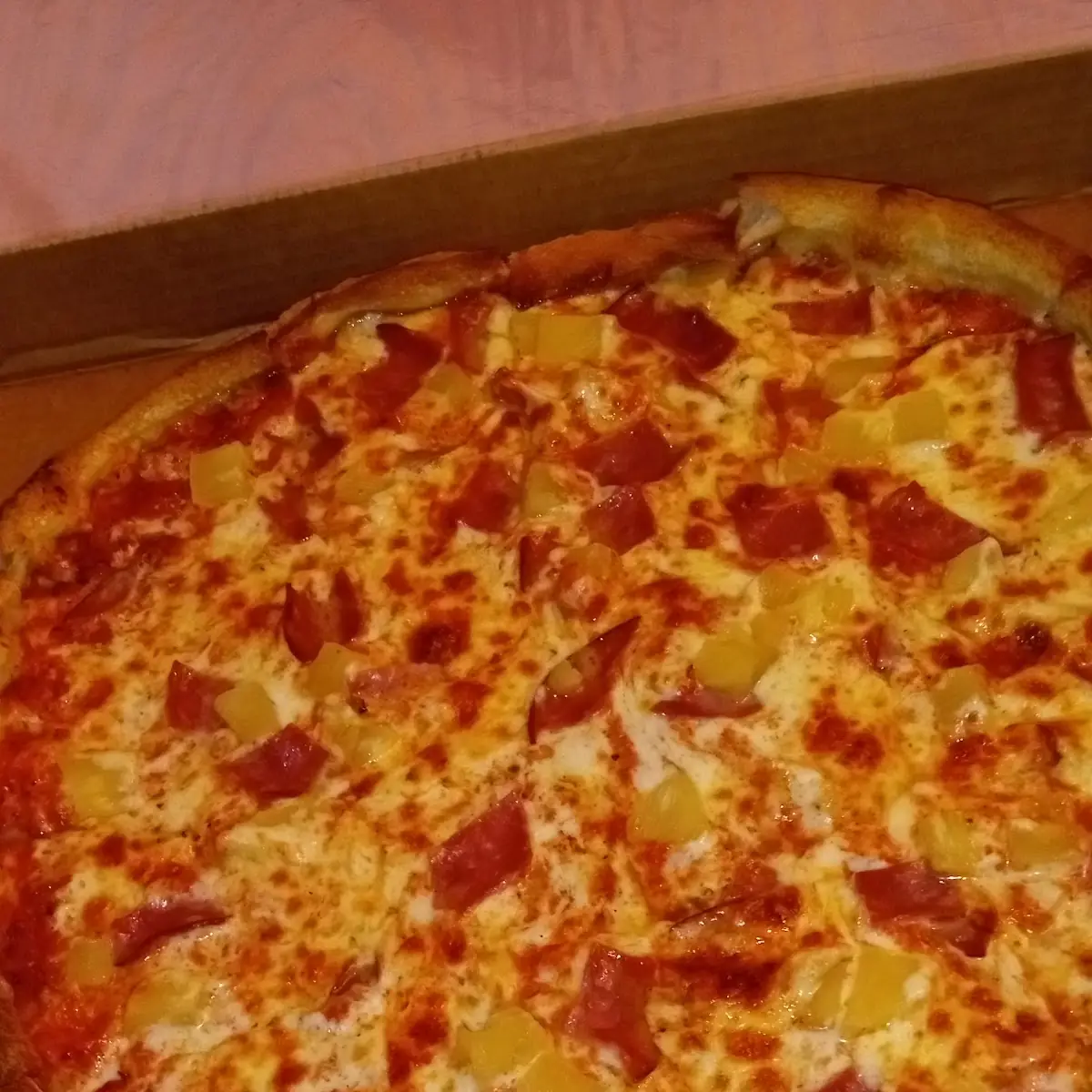 Hawaiian Pizza