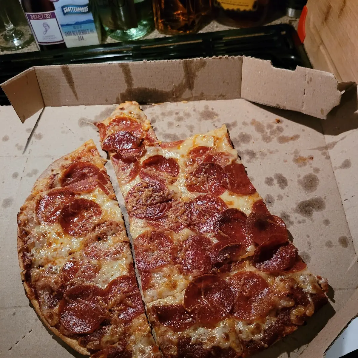 Thin Crust Pizza Perreroni