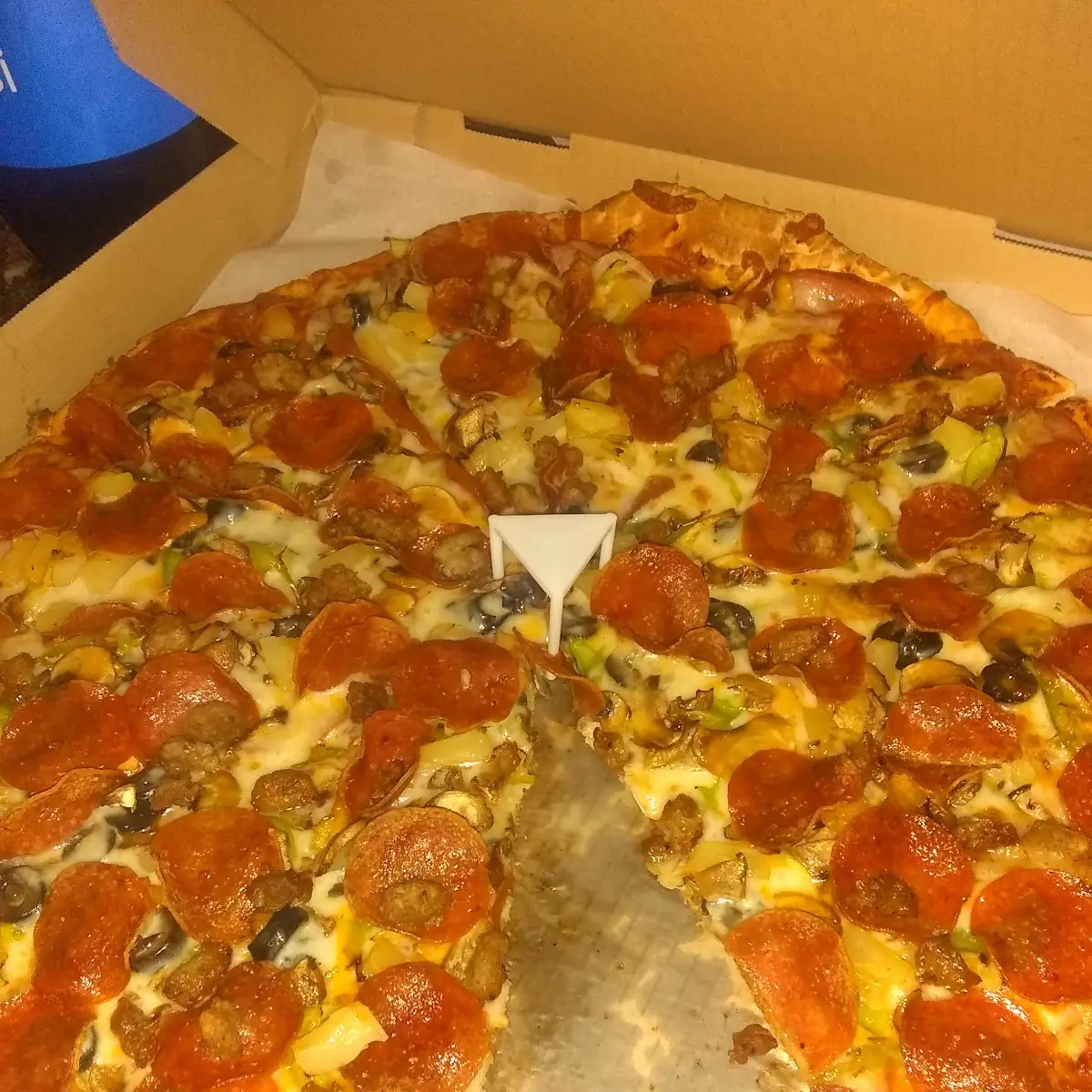 Tues Large Pepperoni