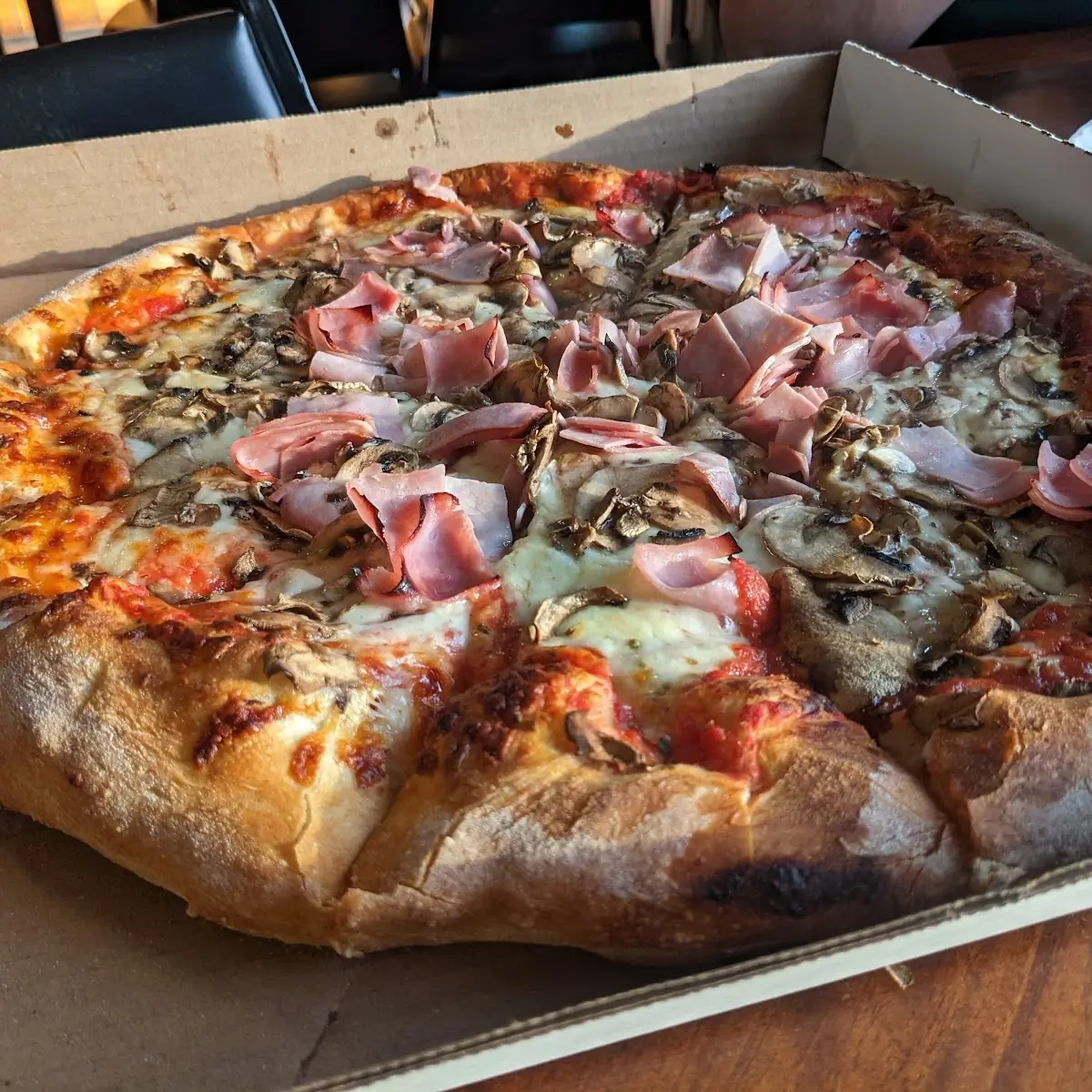 Large Ham and Mushroom Pizza