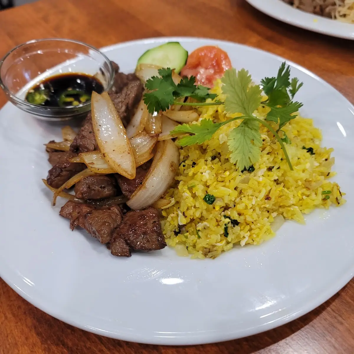 Sizzling Beef with Fried Rice Com Chien Bo Luc Lac