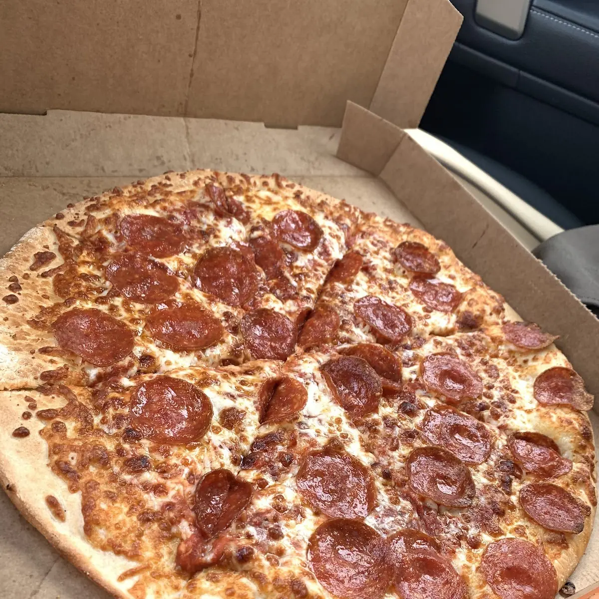 16 Sliced Pepperoni Pizza