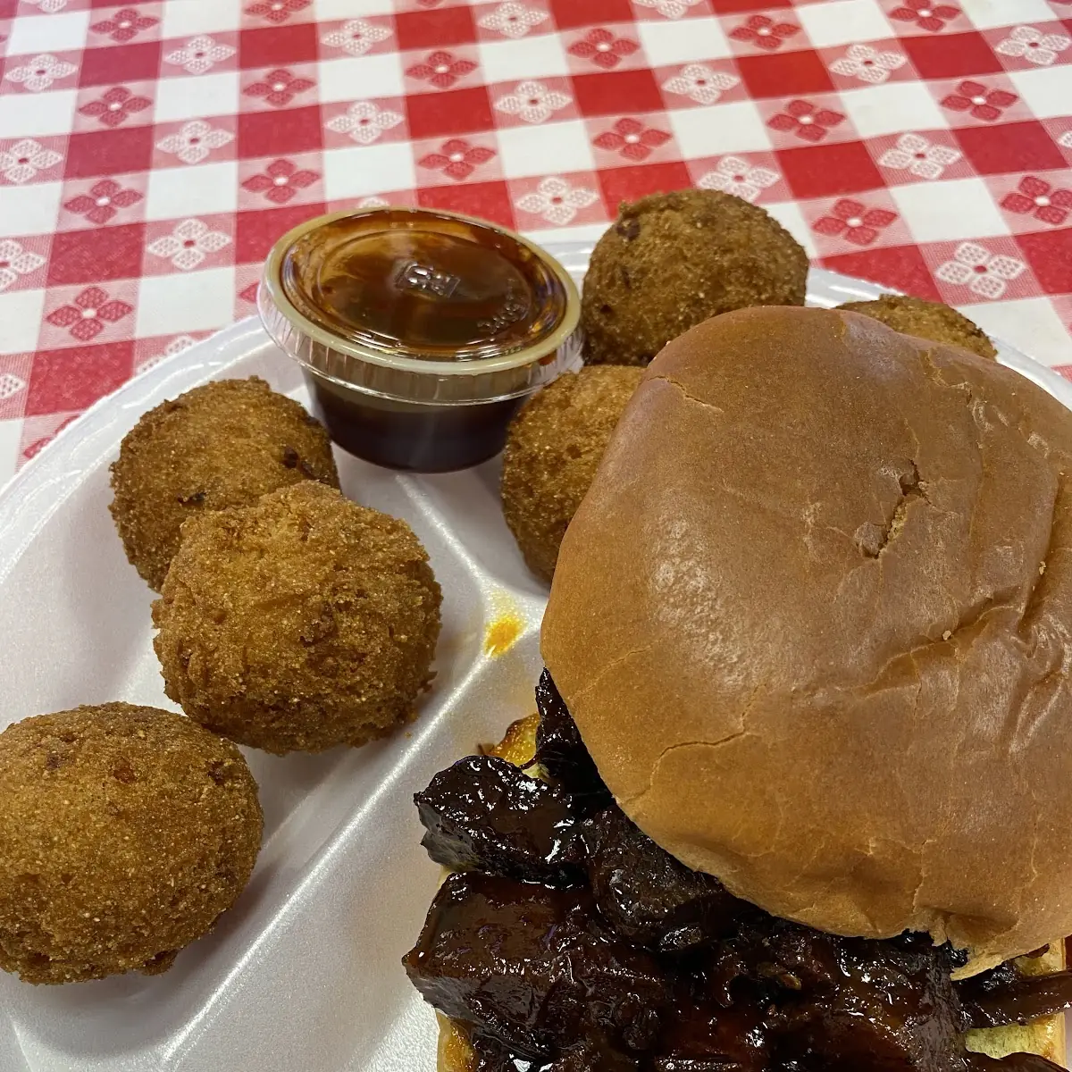 Old Charlie’S Brisket Sandwich